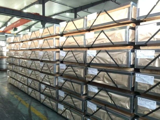 0.14mm-0.55mm Tinplate Sheets / Coils Untuk Pengemasan Minyak Lemak Dan Bahan Kimia