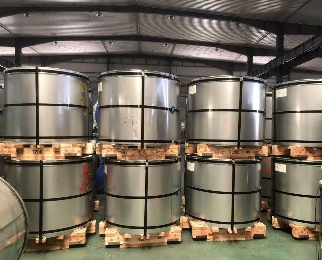 Bahan kemasan utama Tinplate Coil dengan ketahanan panas yang sangat baik dan perekat cat untuk makanan
